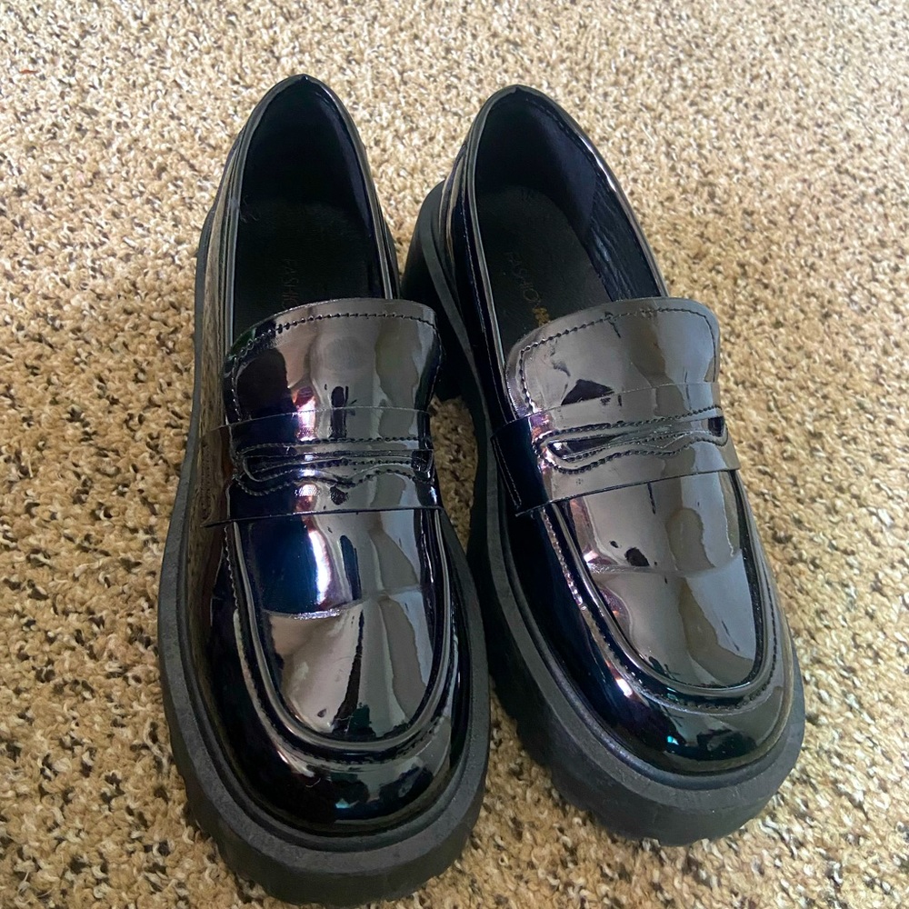 Fashion nova Loafers